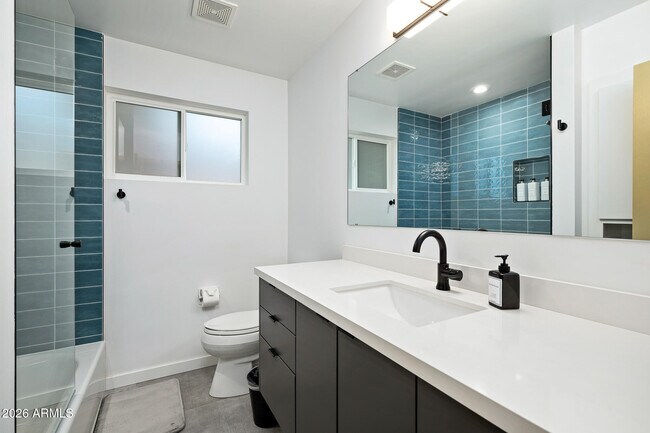 Building Photo - 2649 N 68th St