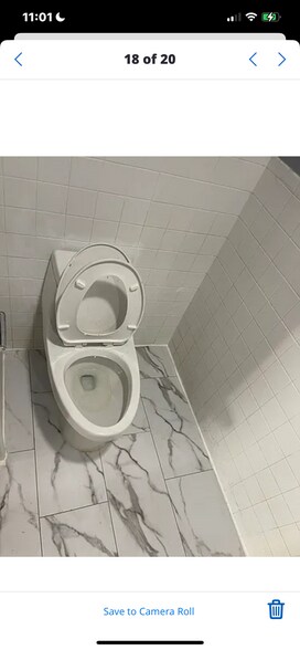 Building Photo - 5445 N California Ave