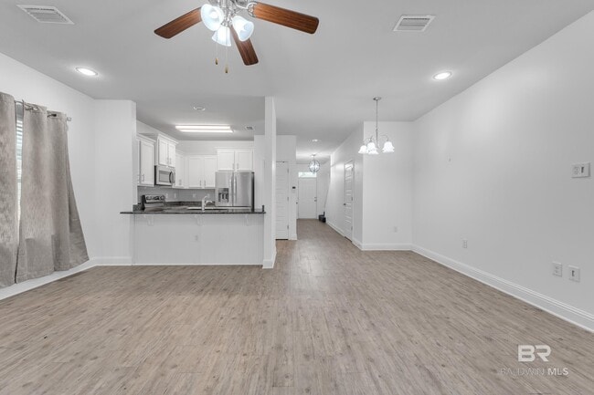 Building Photo - 25806 Pollard Rd