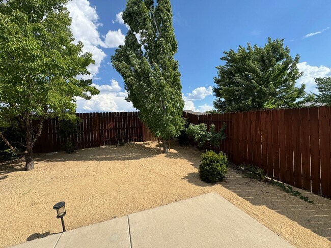 Building Photo - Spacious 4 Bed / 2 Bath Home in North Reno – $2,400/mo