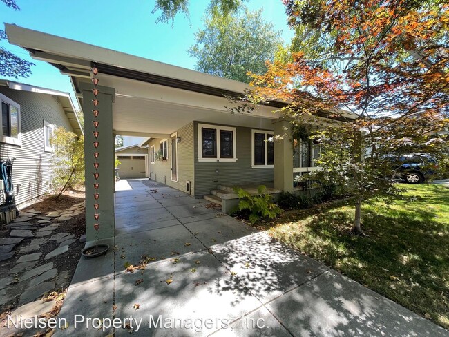 Building Photo - 2 br, 2 bath House - 1049 Santa Barbara Court