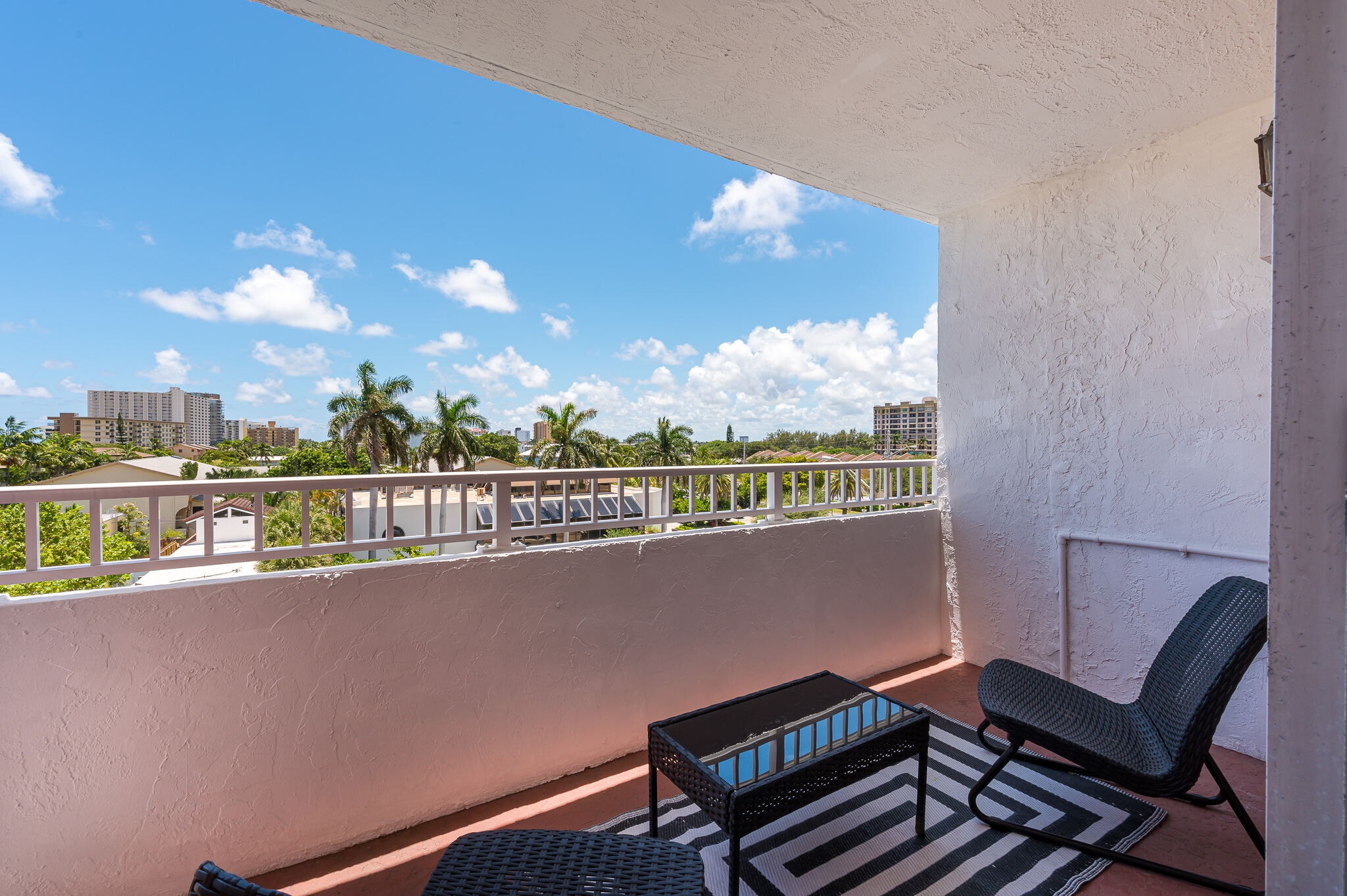 Building Photo - 3201 NE 14th Street Causeway