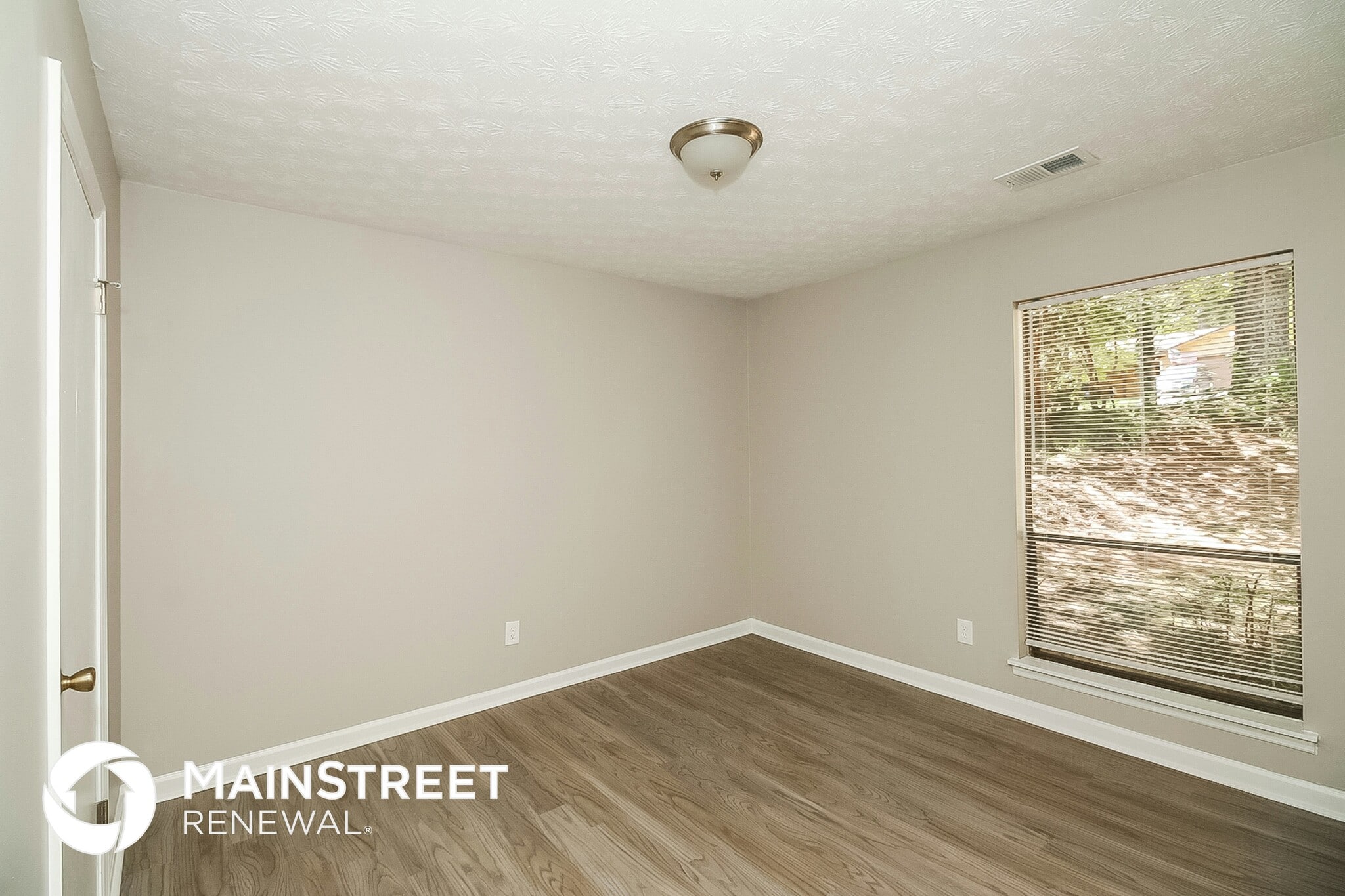 Building Photo - 8178 Winewood Way