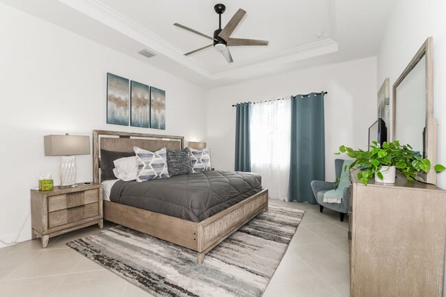 Building Photo - Luxury Home in Greyhawk Community – Naples, FL