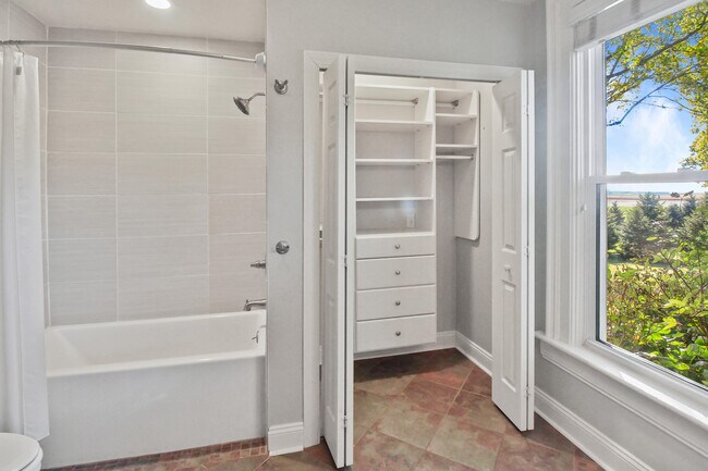 Building Photo - W5838 County Rd A