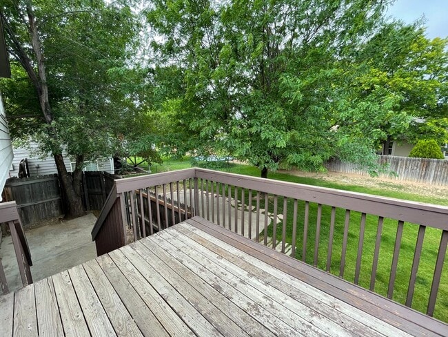 Building Photo - Charming 4-Bedroom, 3-Bathroom Home in West Greeley