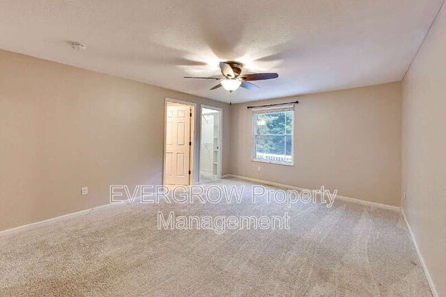 Building Photo - 9518 Bent Brook Dr