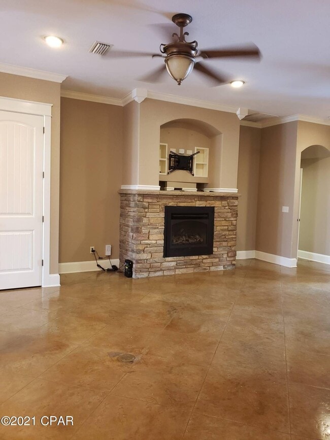 Building Photo - 2719 Talon Ct