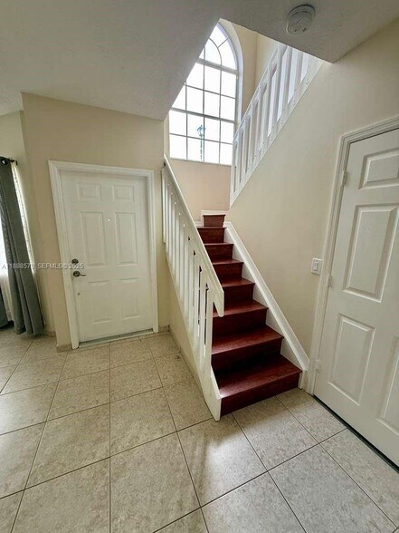 Building Photo - 16111 Emerald Cove Rd