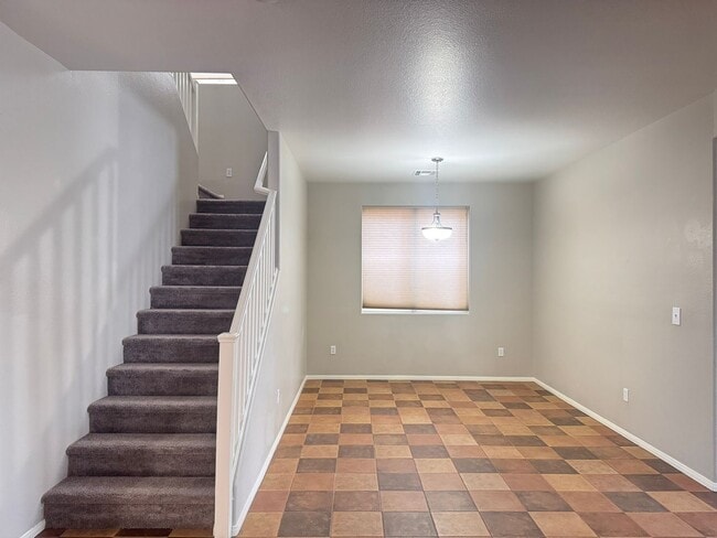 Building Photo - **Spacious 4-Bedroom Home in the Southwest!**