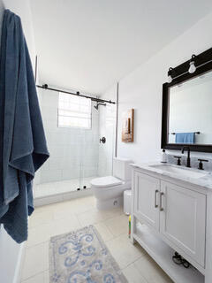 Building Photo - 606 Mainsail Cir