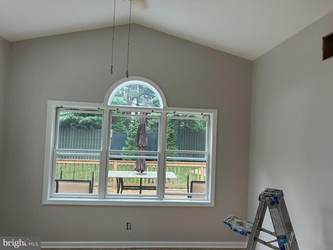 Building Photo - 114 Lenape Dr
