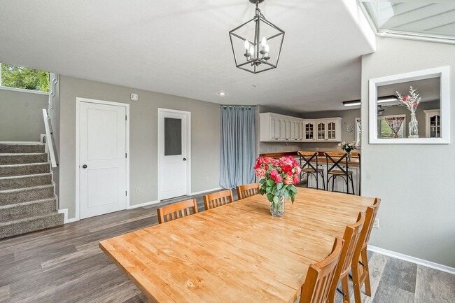Building Photo - Private Country Living on 20 Acres in Somers