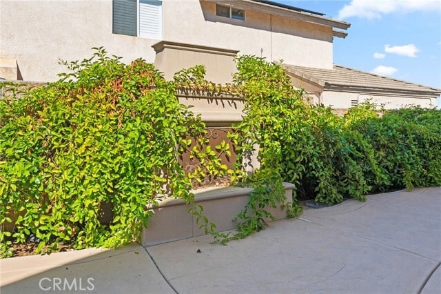 Building Photo - 928 Trovita Dr