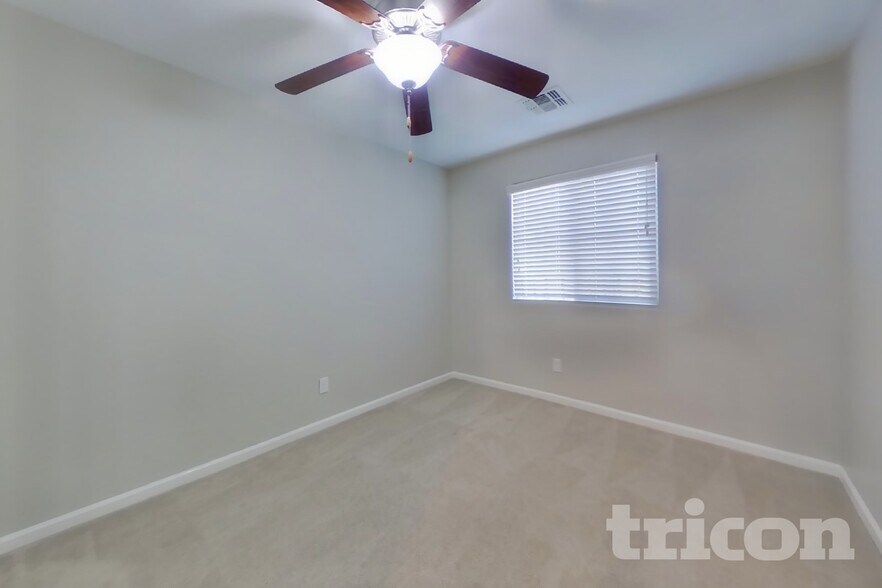 Building Photo - 12572 W Lindbergh Dr