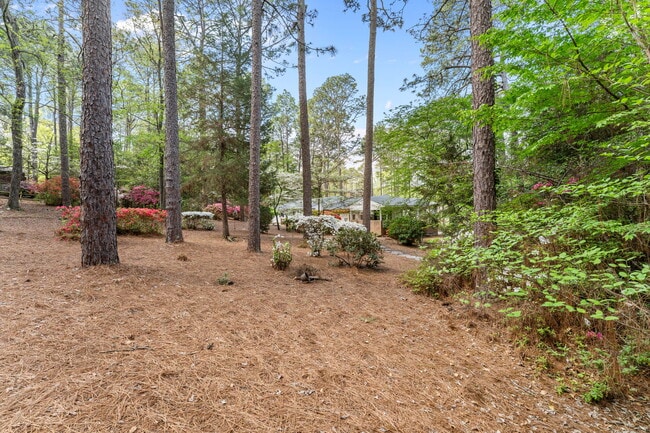 Building Photo - 1055 Inverness Rd