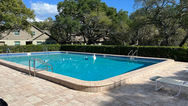 Building Photo - 2870 Rampart Cir