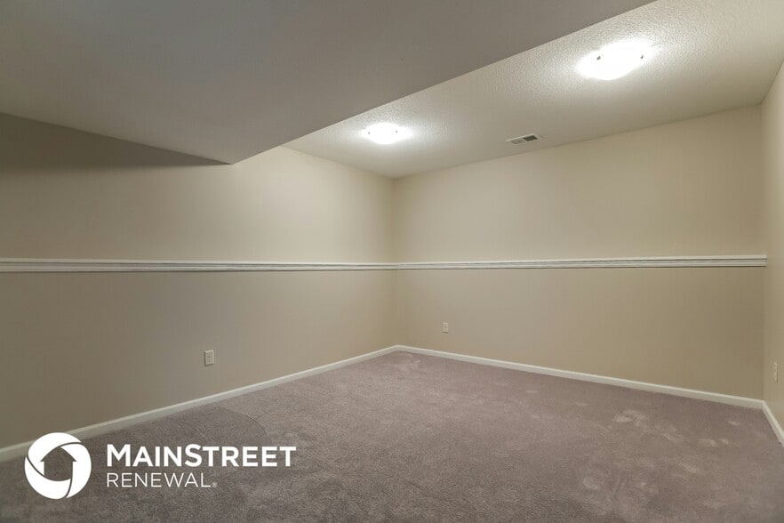 Building Photo - 19106 Switchgrass Dr