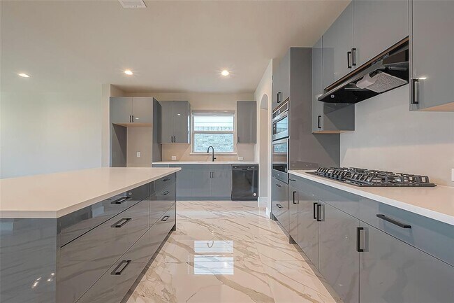 Building Photo - 6018 Mapleton Meadow Ln