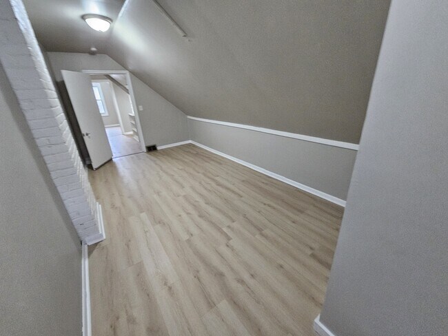 Building Photo - 4213 Spokane Ave