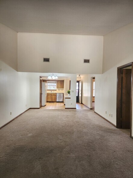 Make this your next home - 35097 Whispering Oaks Blvd