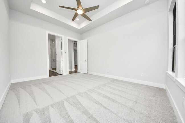 Building Photo - 26907 Southwick Vly Ln