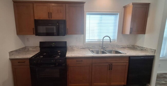 Building Photo - 4487 E Lake Mead Blvd