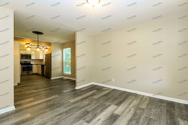 Building Photo - 24 Brixworth Ct