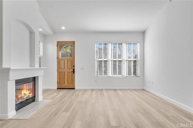 Building Photo - 6 Celano Ct