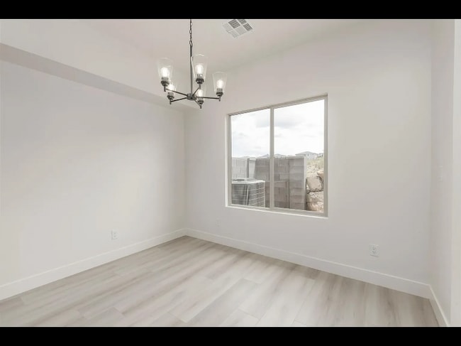 Building Photo - 297 S 1930 W