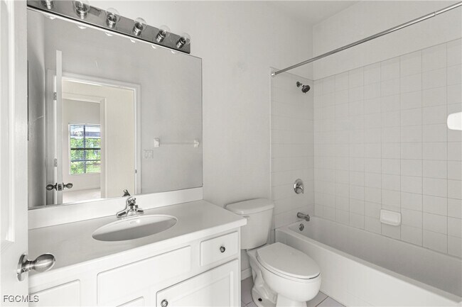 Building Photo - 9240 Gladiolus Preserve Cir