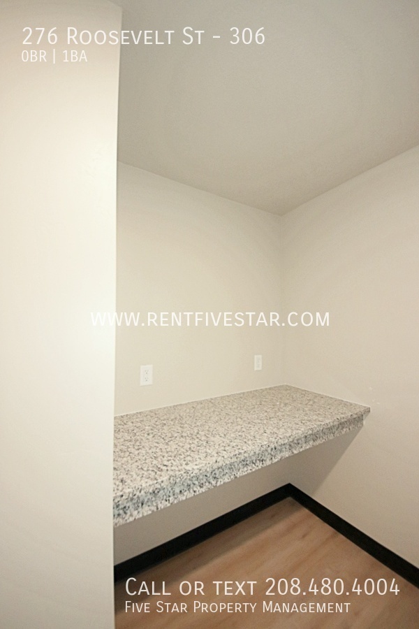 Building Photo - NEW Studio Apartment Available at Gardner ...