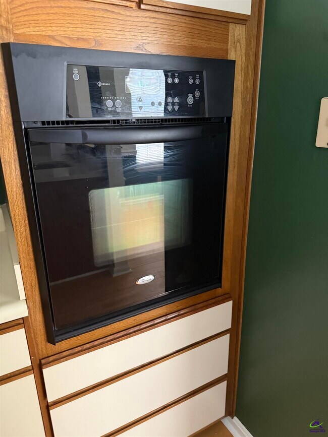 Building Photo - 421 Granada Terrace