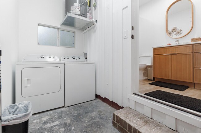 Building Photo - 1821 Jackson Bluff Rd