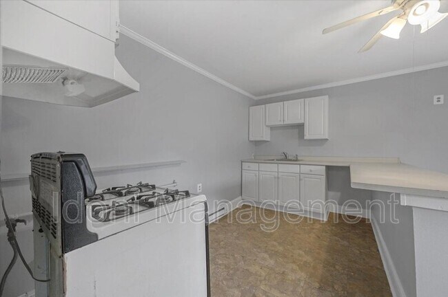 Building Photo - 70 Merchants Ave