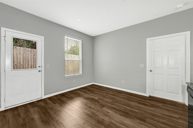 Building Photo - 12823 Clearcroft St