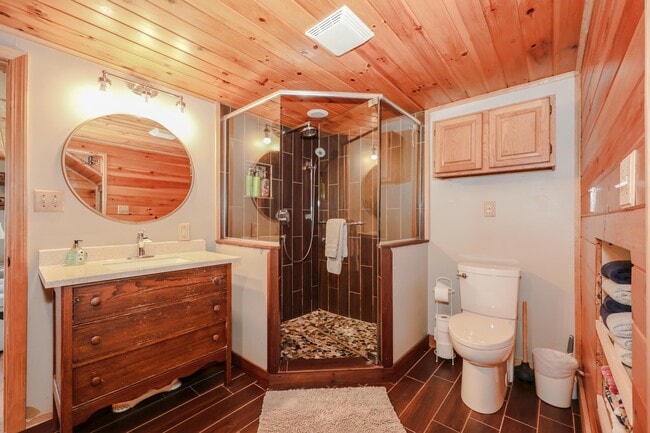 Building Photo - 40 Chemung Rd