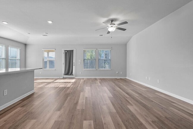 Building Photo - 1237 Oak Chase Wy