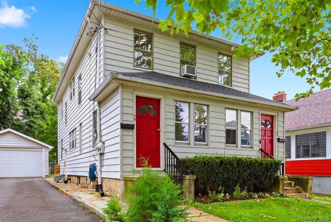 Building Photo - 49 Sylvan Pl