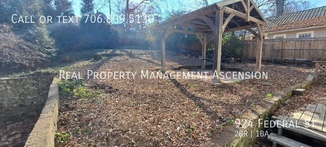 Building Photo - 924 Federal St