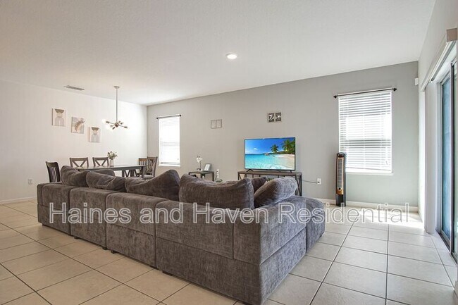 Building Photo - 441 Sardinia Cir