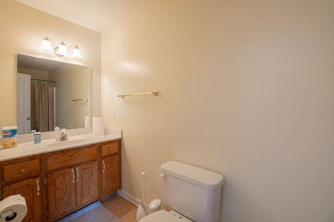 Building Photo - Available mid June!