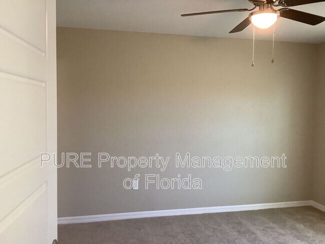 Building Photo - 2945 SW 148 Ct