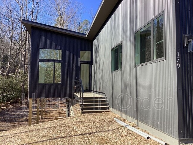 Building Photo - 170 Mountain Laurel Ln