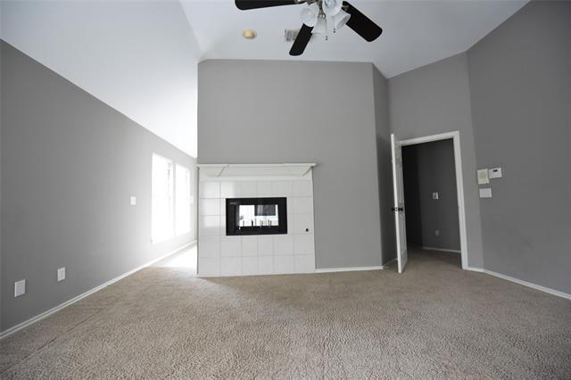 Building Photo - 2701 Creekside Way