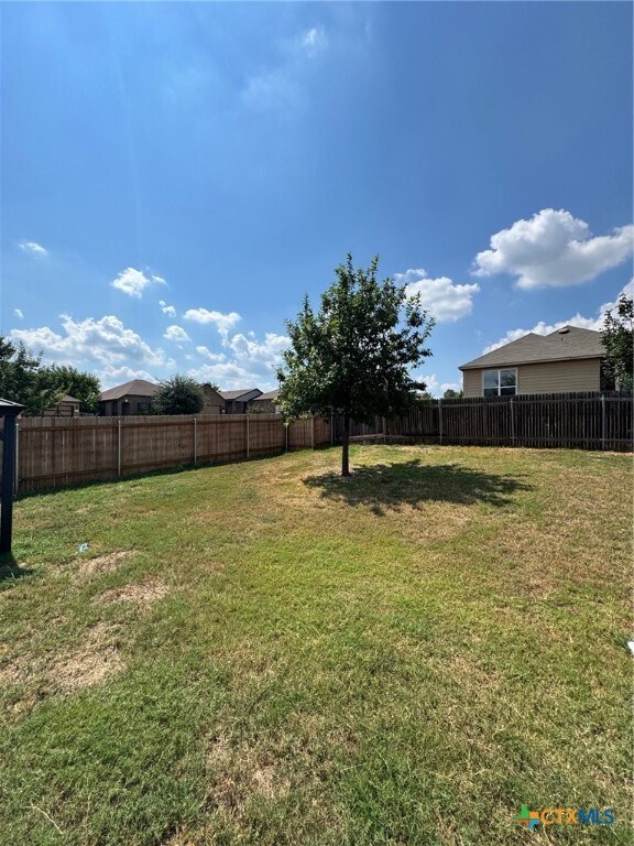 Building Photo - 111 Sheep Trail Dr