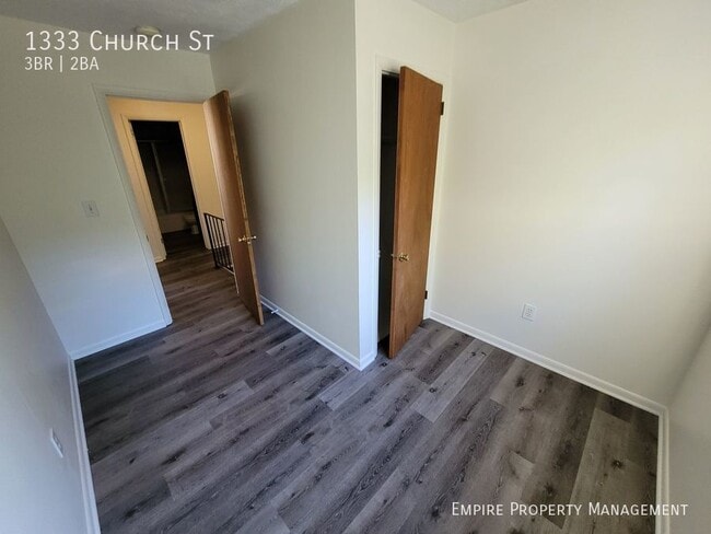 Building Photo - 1333 Church St