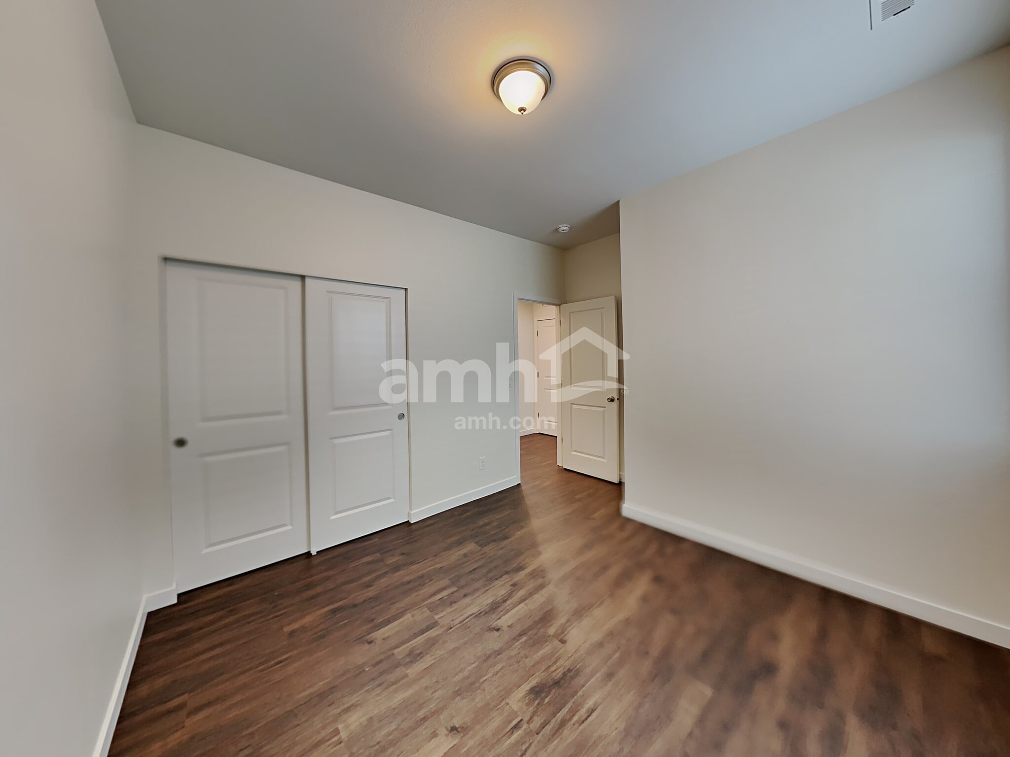 Building Photo - 19429 21st Ave Ct E