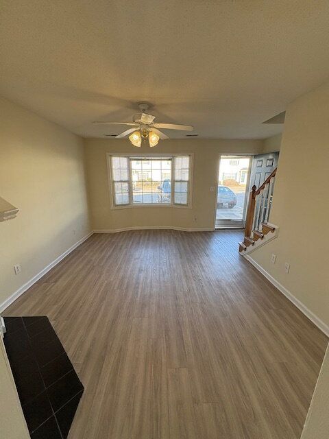 Building Photo - 3987 Sterling Pointe Dr