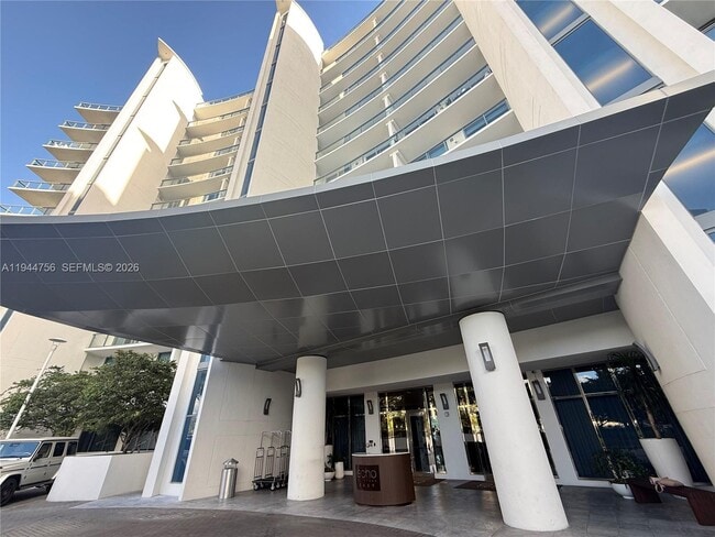 Building Photo - 3300 NE 188th St